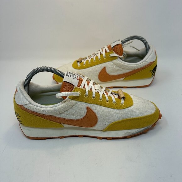 Nike DM7605-101 Wmns Dbreak SE Sun Club Sail Hot Curry Women Size 8 Sneaker - Picture 7 of 10